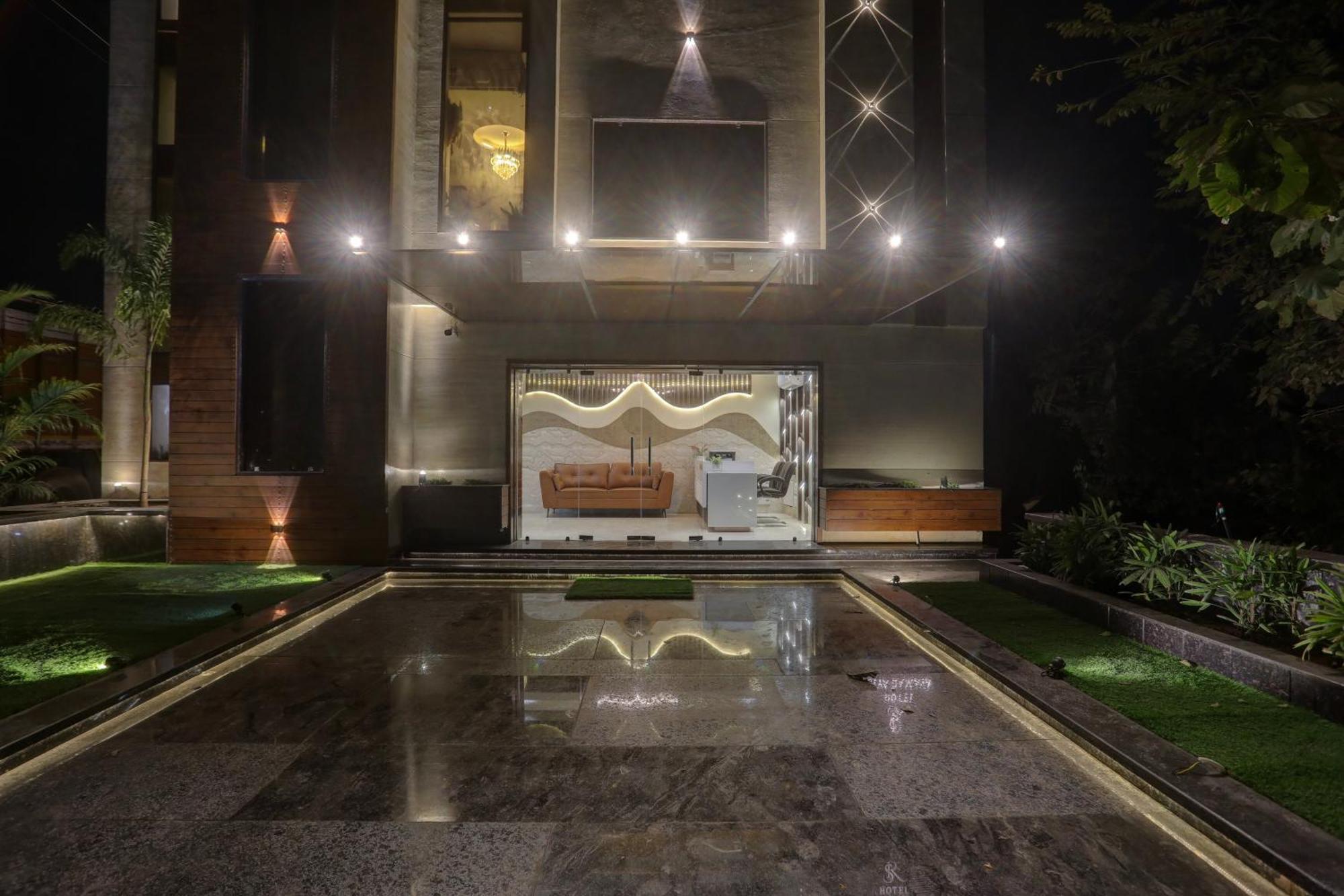 Super Collection O Belgacihia Near Kolkata Railway Station Ξενοδοχείο Gwalior Εξωτερικό φωτογραφία